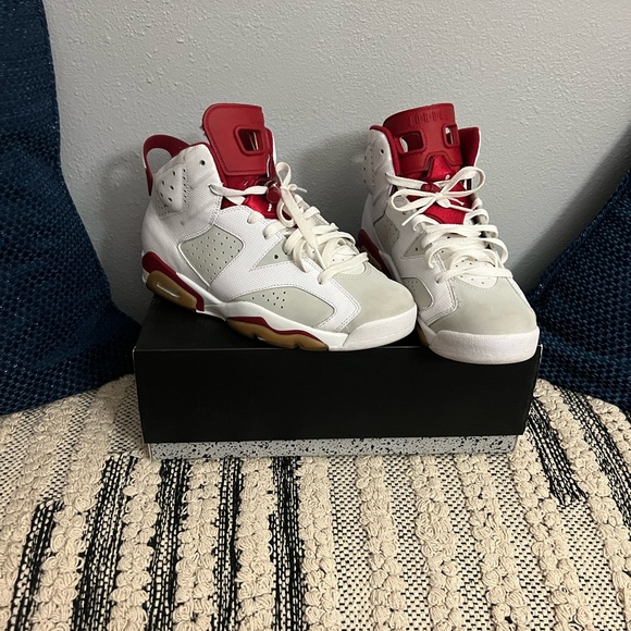 Jordan Retro 6 Size 9.5 - Picture 5 of 6